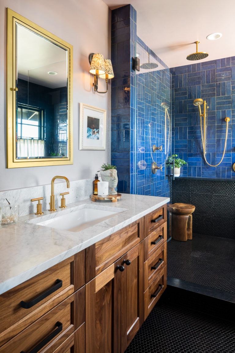 10 Tub to Shower Conversion Ideas for a Bathroom Remodel - Model Remodel