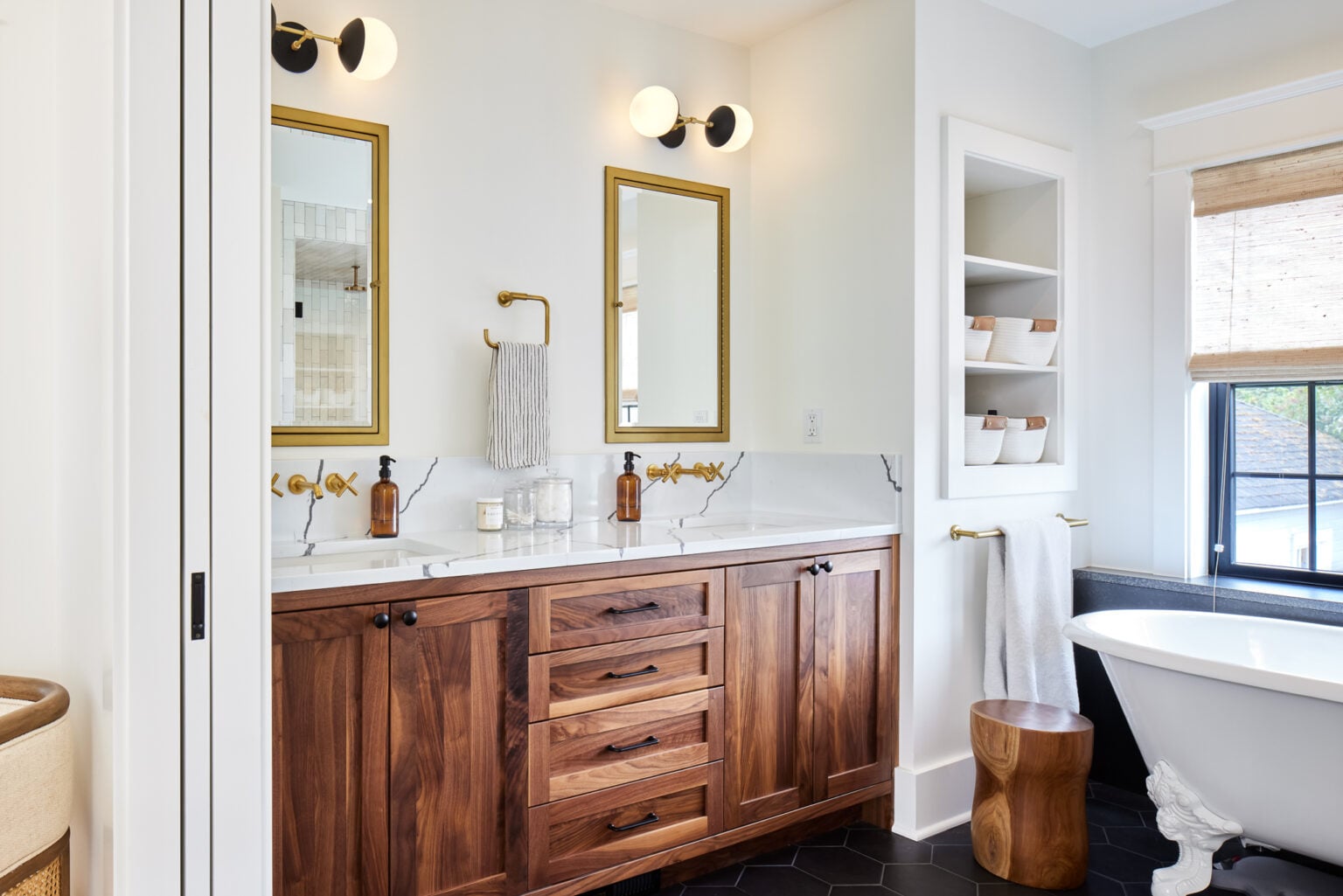 View of 6 Bathroom Makeovers With Soaking Tubs - Model Remodel