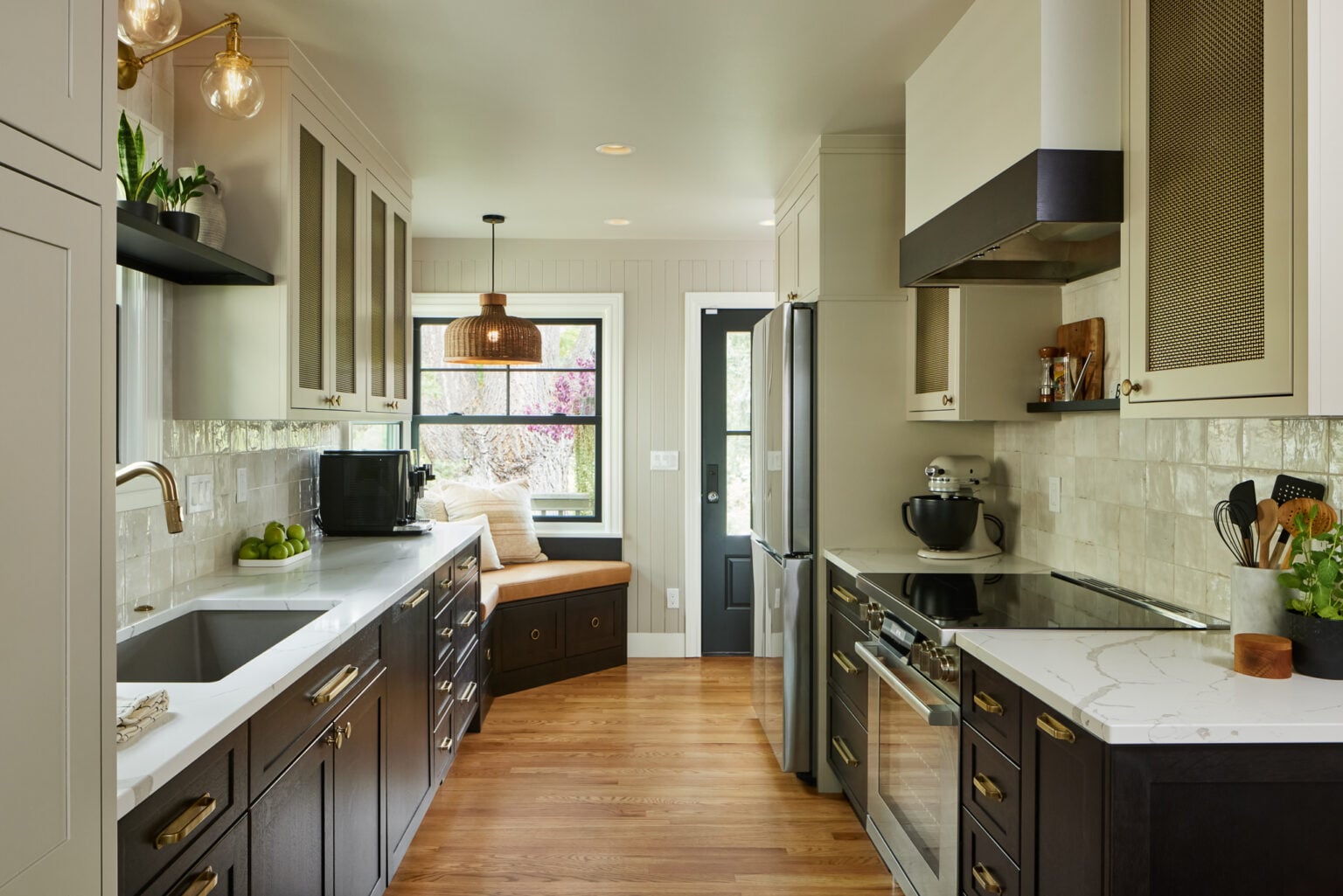 Seattle Kitchen Remodeling - Model Remodel